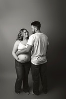 Kansas City Maternity Portraits | Luxury Fine Art Studio