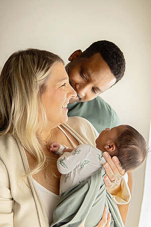 KC Newborn Photographer | Studio Lifestyle Newborn Photography