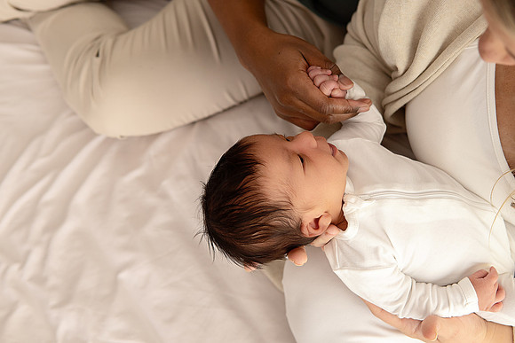 KC Newborn Photographer | Studio Lifestyle Newborn Photography