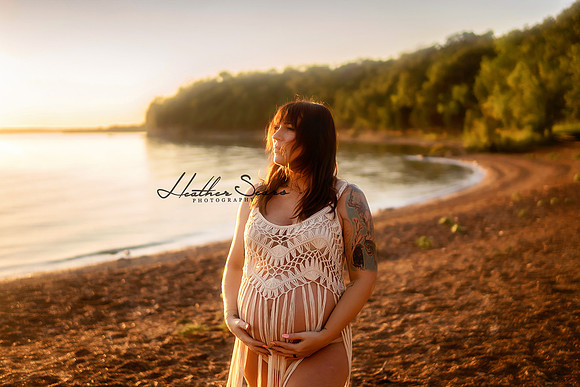 Kansas City Maternity Photography | Fine Art & Editorial Portraits