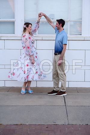 Kansas City Engagement Photography | Timeless & Authentic Outdoor Sessions