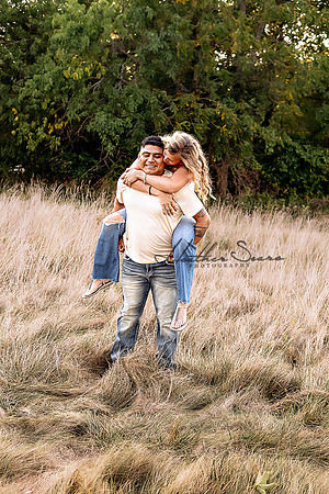 Kansas City Engagement Photography | Timeless & Authentic Outdoor Sessions