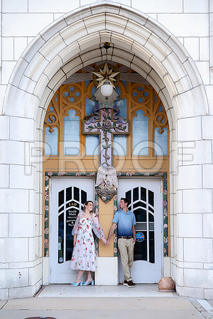 Kansas City Engagement Photography | Timeless & Authentic Outdoor Sessions