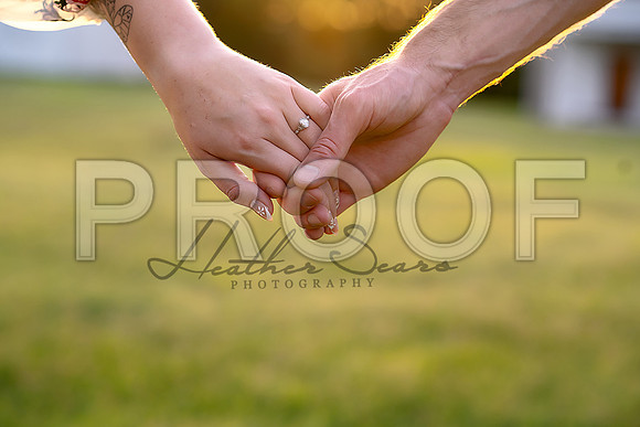 Kansas City Engagement Photography | Timeless & Authentic Outdoor Sessions