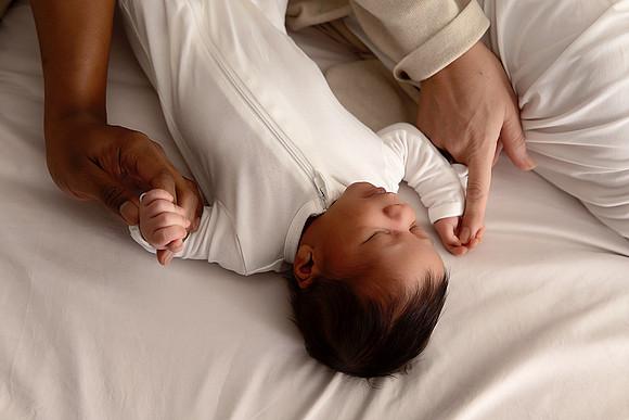 KC Newborn Photographer | Studio Lifestyle Newborn Photography