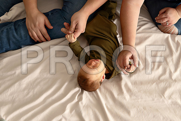 KC Newborn Photographer | Studio Lifestyle Newborn Photography