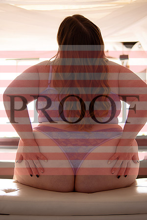 Kansas City Plus Size Boudoir Photography | Empowering Curve-Positive Portraits