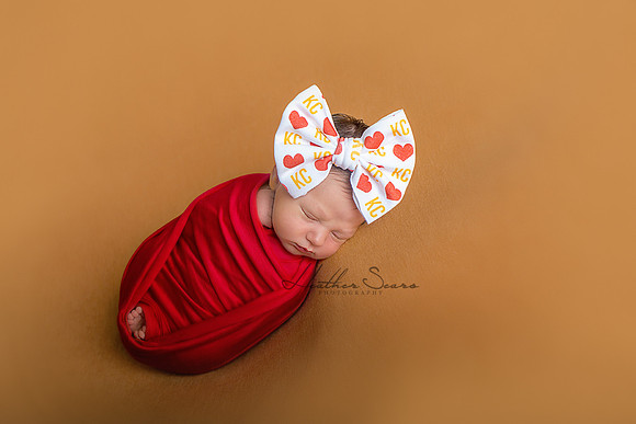 Kansas City Newborn Photographer | Award-Winning Baby Portraits