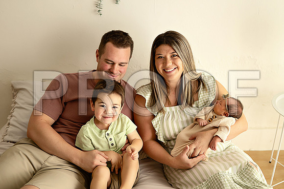 KC Newborn Photographer | Studio Lifestyle Newborn Photography