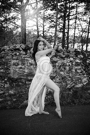 Fine Art Kansas City Maternity Photography | Luxury Pregnancy Portraits