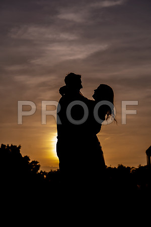 Kansas City Engagement Photography | Timeless & Authentic Outdoor Sessions