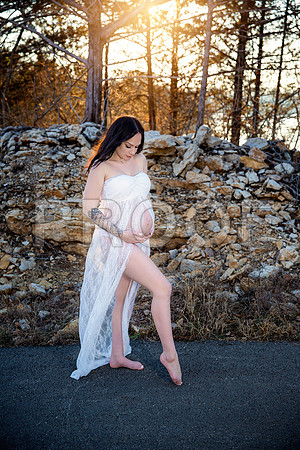 Fine Art Kansas City Maternity Photography | Luxury Pregnancy Portraits
