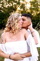Kansas City Engagement Photography | Timeless & Authentic Outdoor Sessions