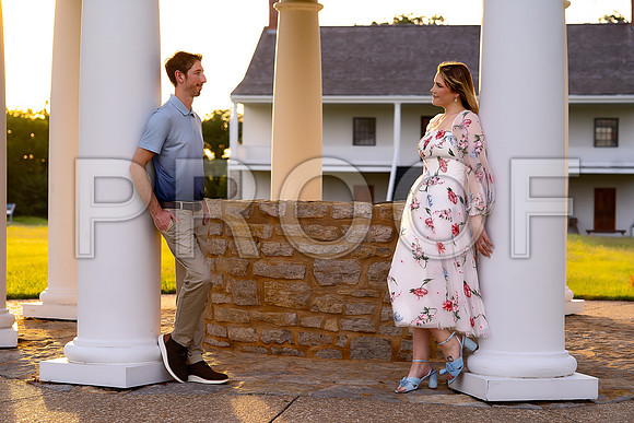 Kansas City Engagement Photography | Timeless & Authentic Outdoor Sessions