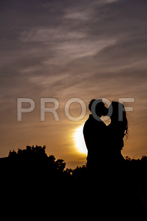 Kansas City Engagement Photography | Timeless & Authentic Outdoor Sessions