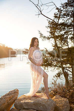 Fine Art Kansas City Maternity Photography | Luxury Pregnancy Portraits