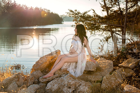 Fine Art Kansas City Maternity Photography | Luxury Pregnancy Portraits
