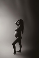 Kansas City Maternity Portraits | Luxury Fine Art Studio