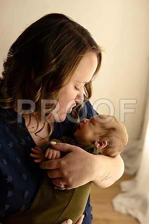 KC Newborn Photographer | Studio Lifestyle Newborn Photography