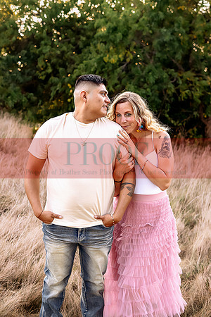 Kansas City Engagement Photography | Timeless & Authentic Outdoor Sessions